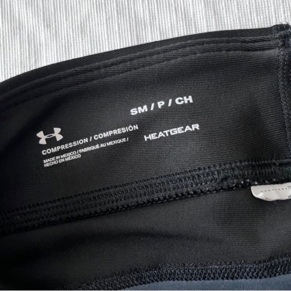 Under Armour Heat Sync Dark Gray and Black Full Length Leggings - Picture 3 of 4